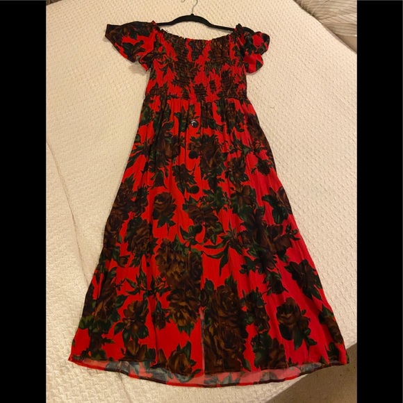 Off shoulder dress - Picture 3 of 6